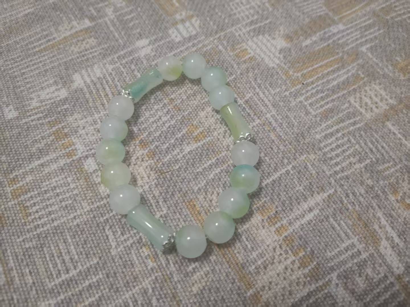 浅绿渐变手链
