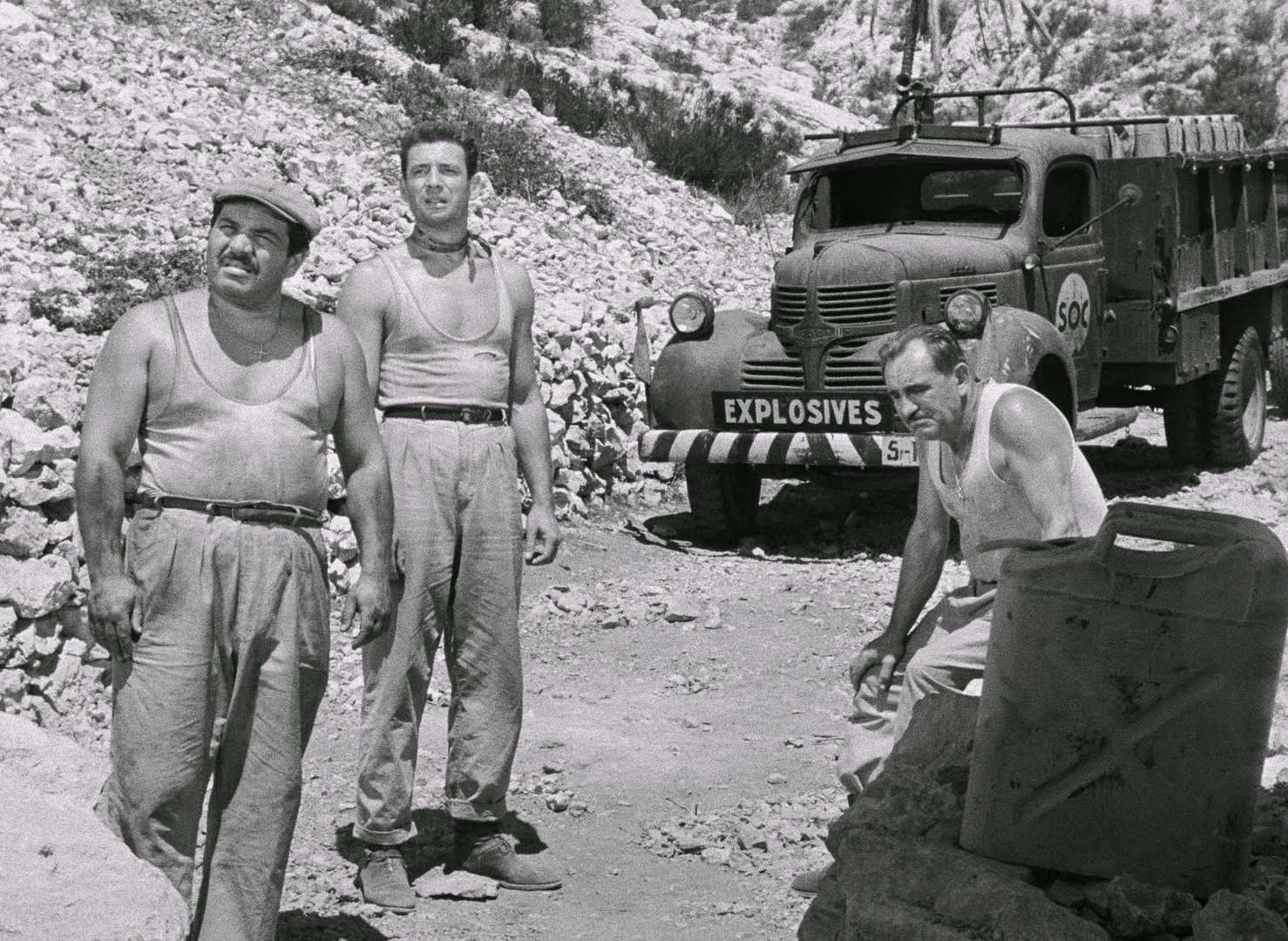 The.Wages.of.Fear.1953.REMASTERED.BluRay.1080p.x265.10bit.AC3.iNT-TLF.mkv_20260812_221635.130.png