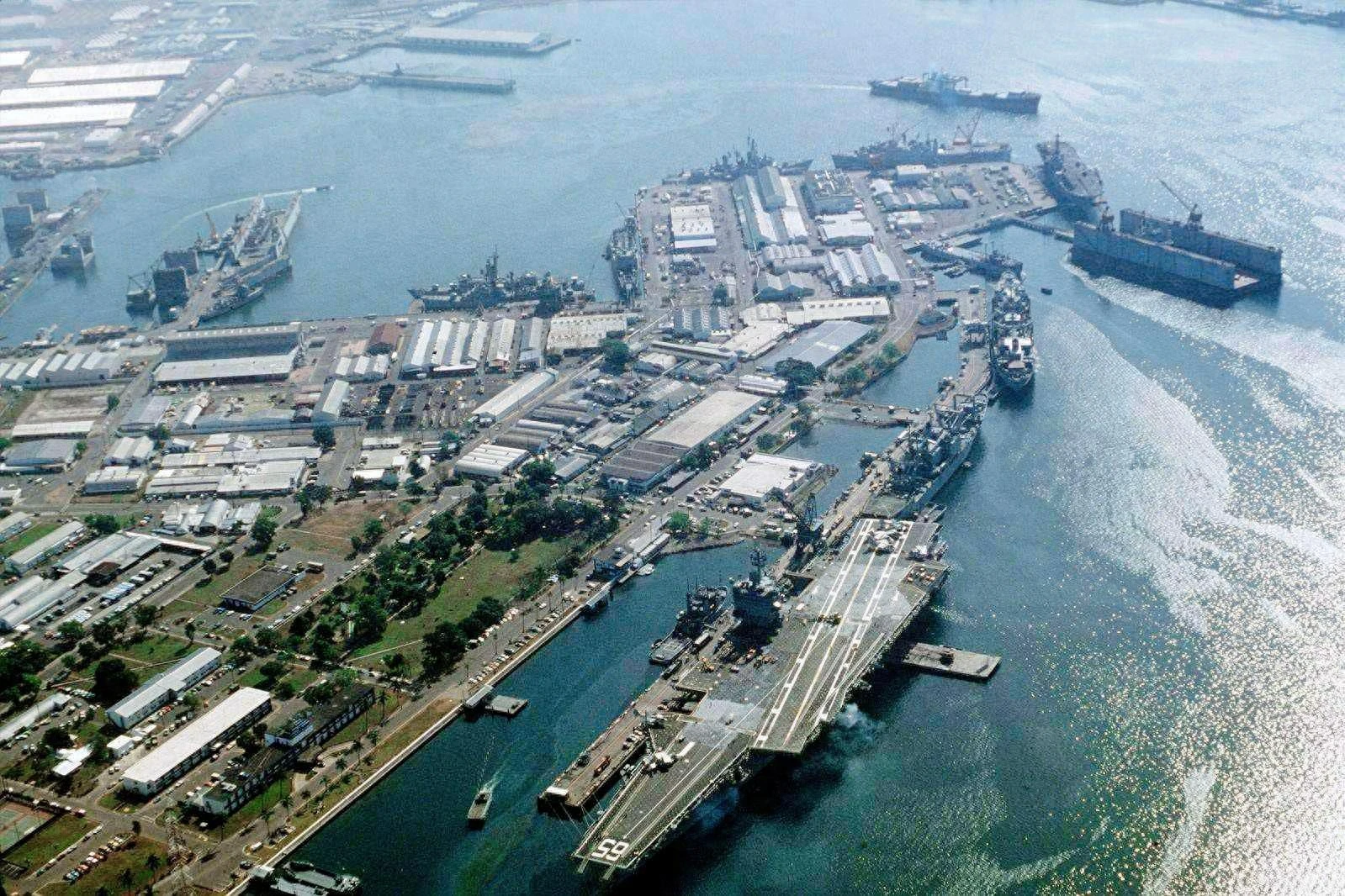 美国军事太平洋基地正在自我瓦解。.webp