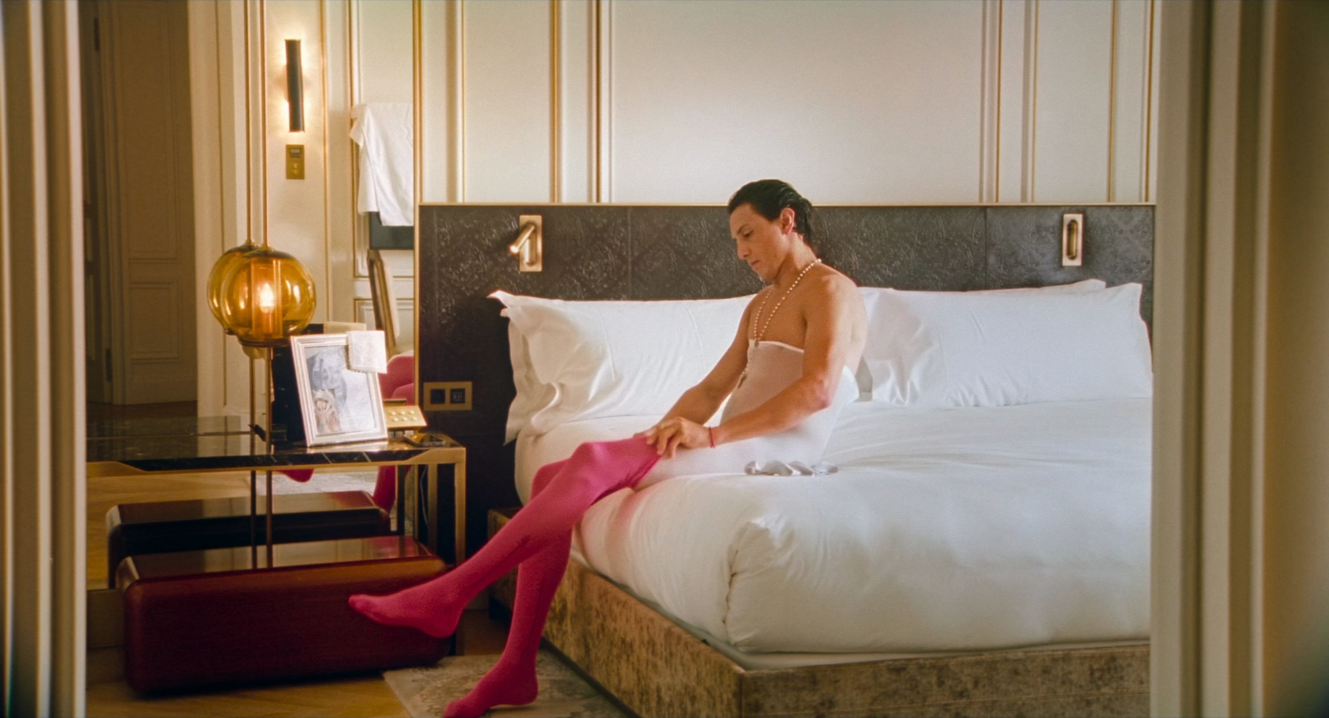 Afternoons.of.Solitude.2024.BluRay.1080p.x265.10bit.AC3.iNT-TLF.mkv_20260818_114144.398.png