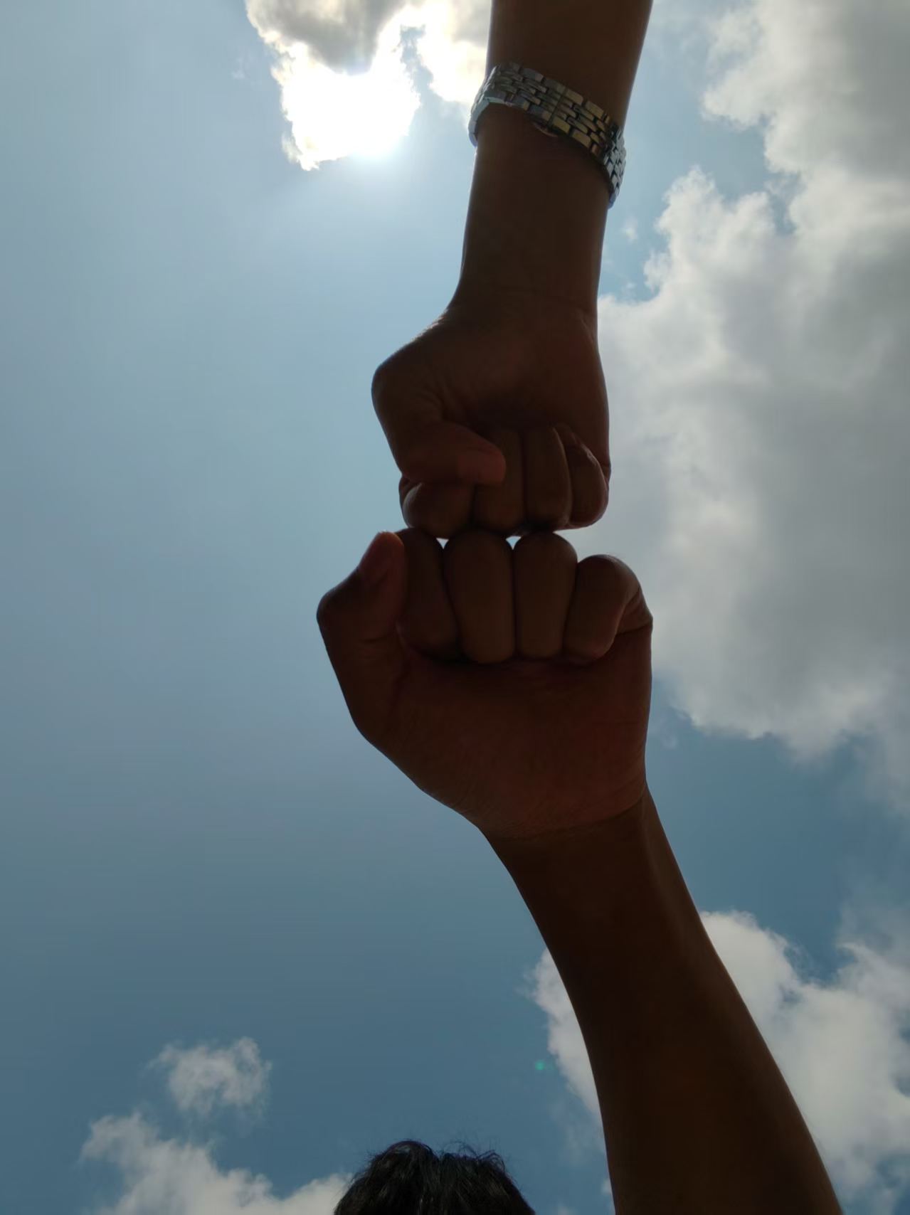 28a1bea0dd17b54cc4b859a475a14695.jpg