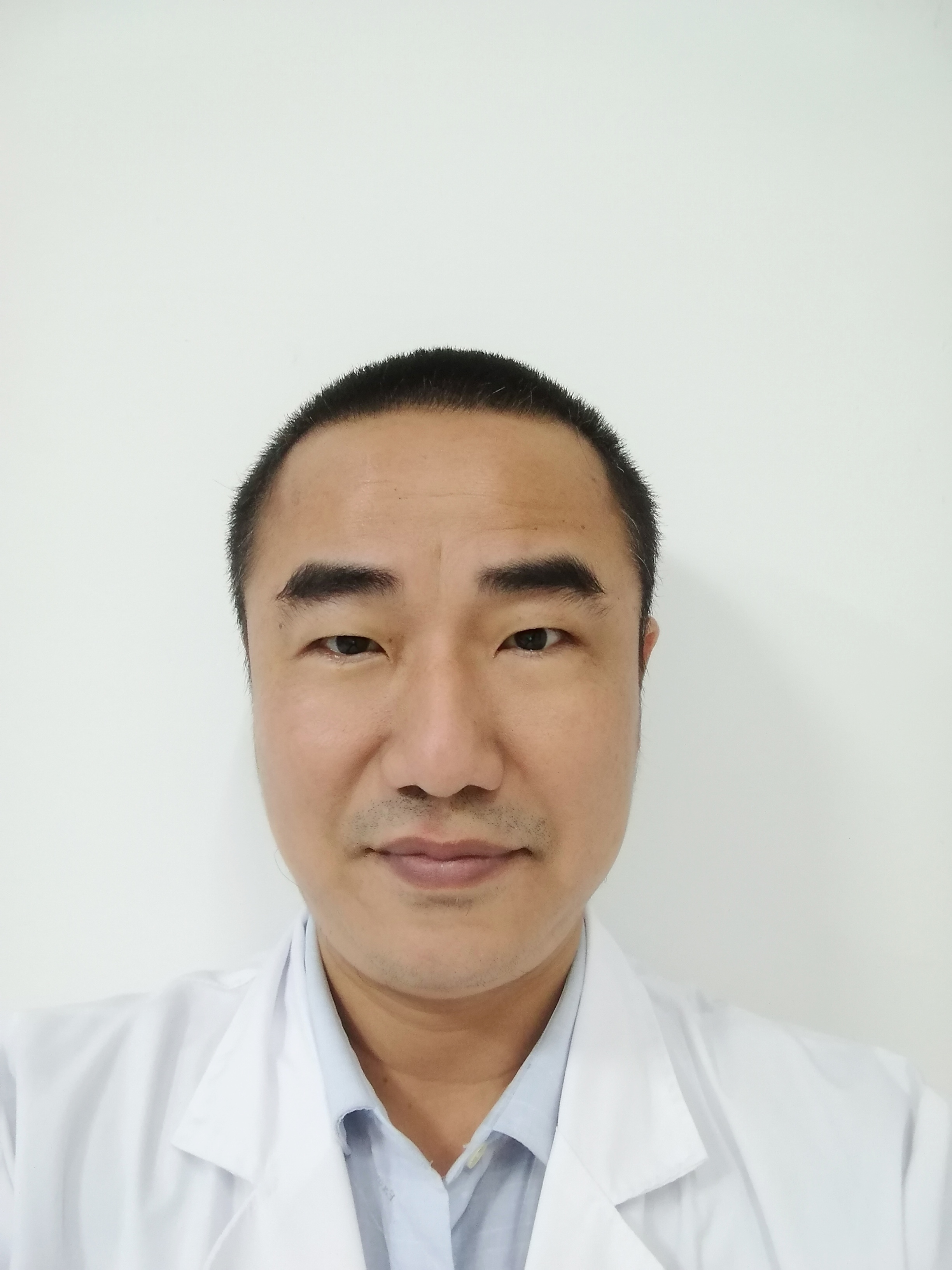 白大褂.jpg