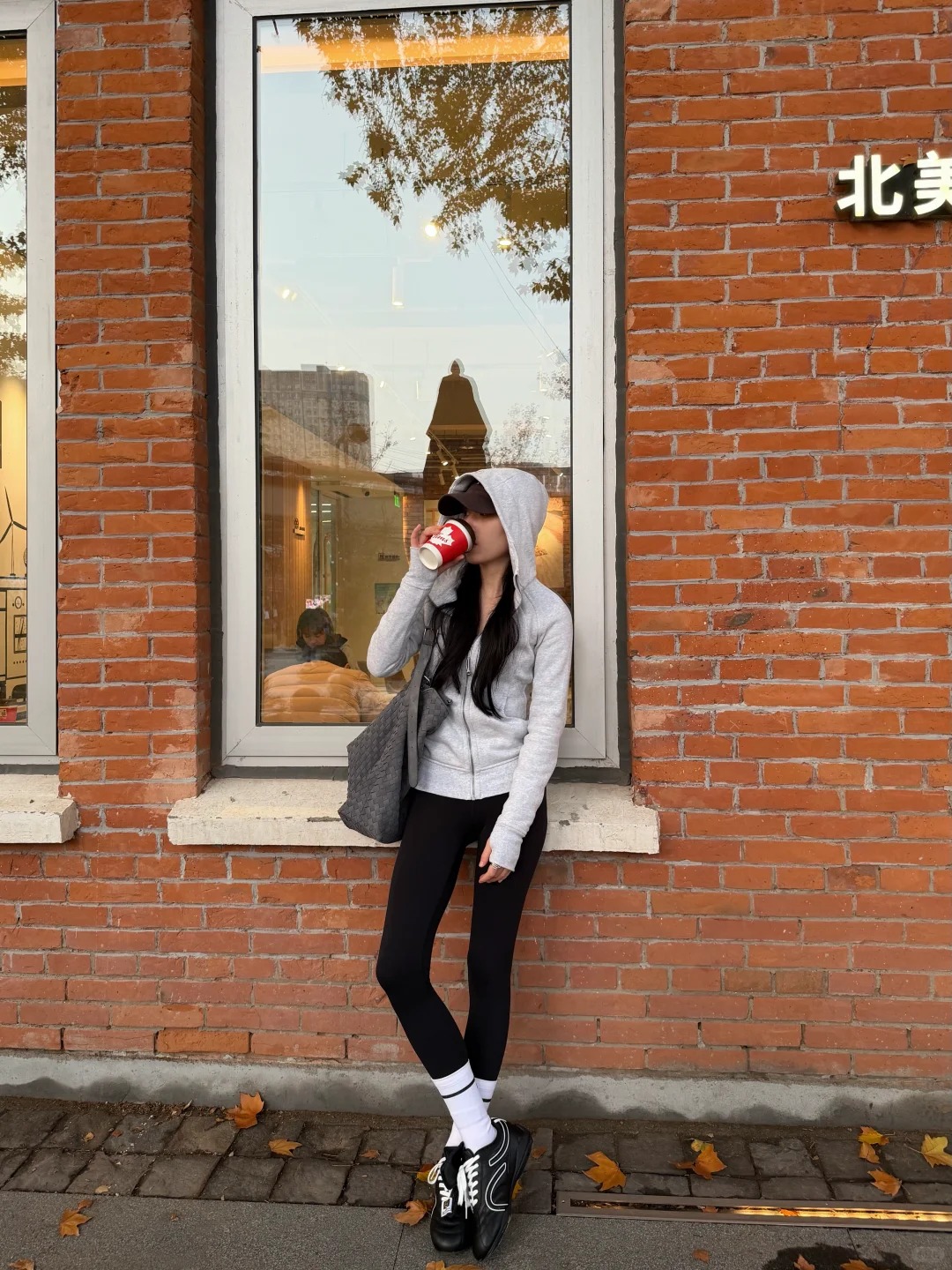 论氛围感还得是lululemon修身款灰色Scuba🍁_3_ZOZO_来自小红书网页版.jpg
