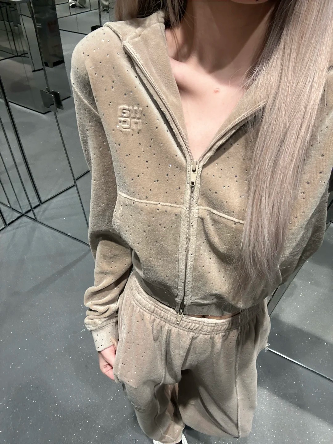 ✨大王烫钻套装｜奶茶色美到犯规_3_睡觉的时候不困_来自小红书网页版.jpg