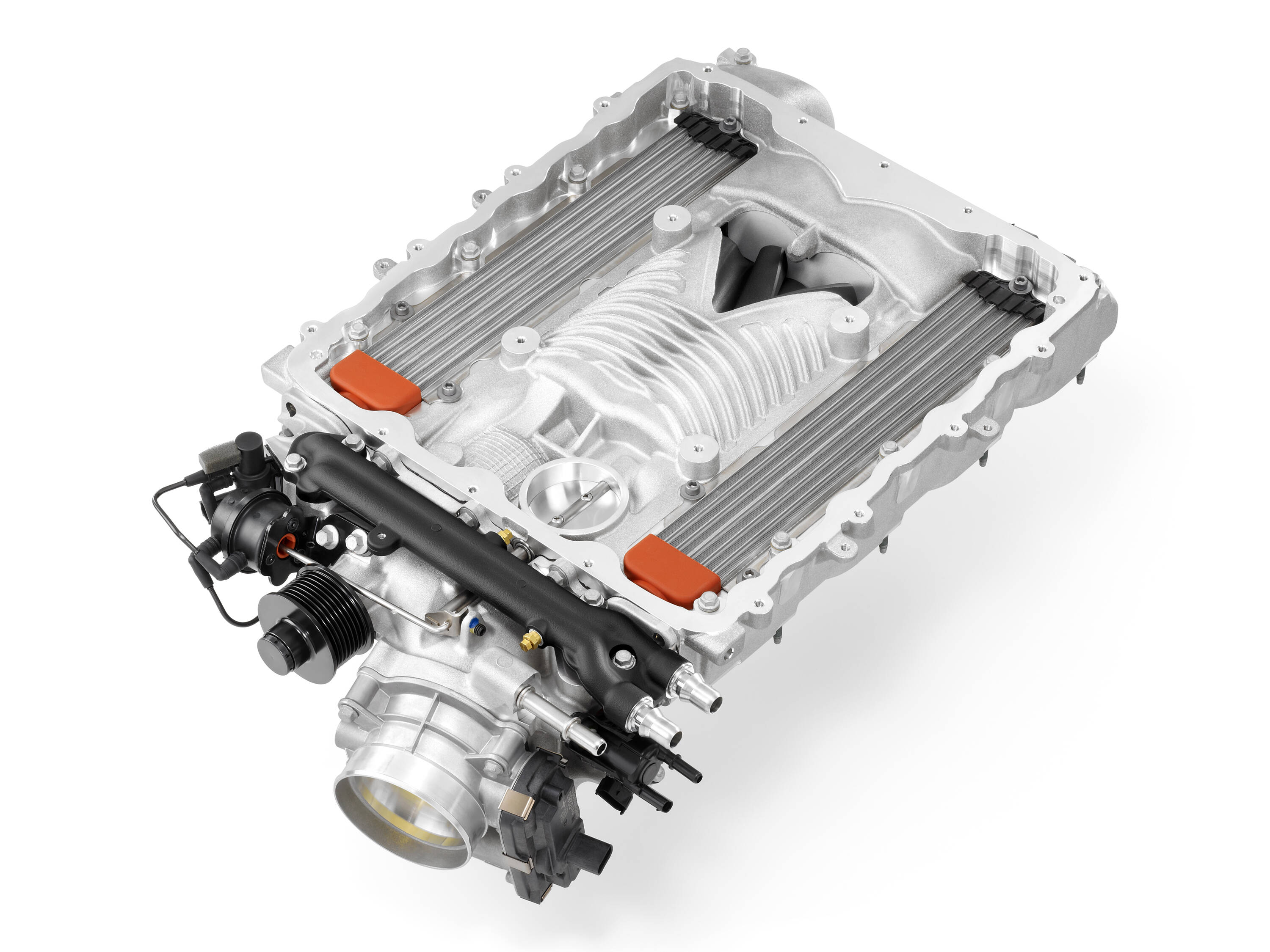 2015-GM-V8LT4-Supercharger-002.jpg