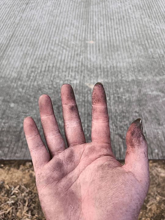 手上留下的茶渍几天都消散不去